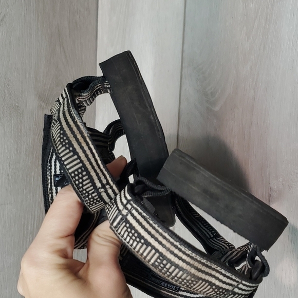 Teva Women Outdoor Comfort Hook&loop Athletic Sandals shoes sz 8 - Picture 5 of 9